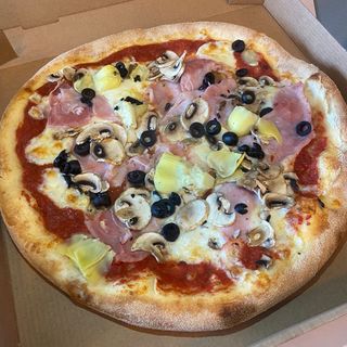 pizza capricciosa (33 cm.)