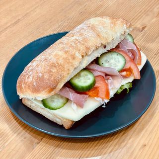 Сандвич с прошуто