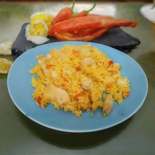 27. Arroz Frito Con Pollo Al Curry