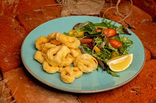 Calamari prăjiți
