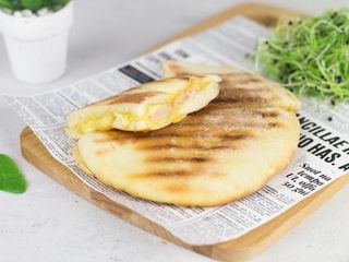 Піта з сиром (300г)