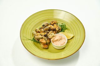 Midii crocante cu sos tartar