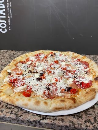 Pizza Delicatesa medie