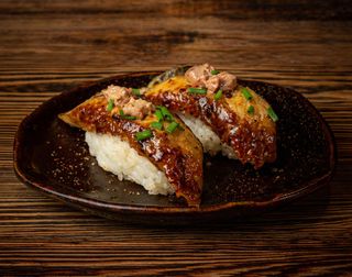 Nigiri de anguila con foie