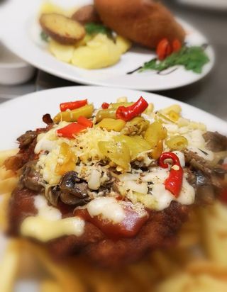 Kotlet schabowy po meksykańsku