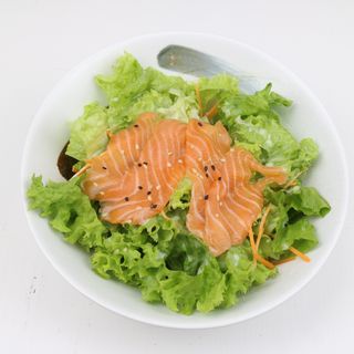 Insalata con salmone