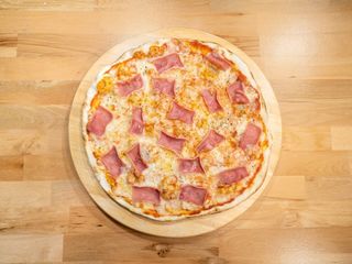 Pizza De Prosciutto (33 Cm.)