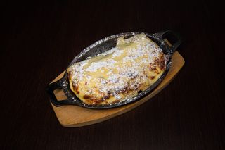 Clatite cu urda si stafide cuptor