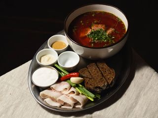 Борщ з телятиною (500г)