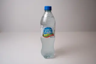 Woda gazowan a0,5l