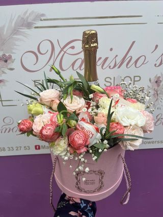 შამპანური რაფაელო, ეუსტომა, 
გიფსოფილა ყუთში 