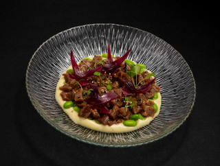 Tartar de atún rojo y robuchón trufado