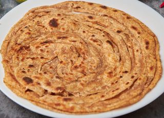 Lachha Paratha indijski integralni hleb