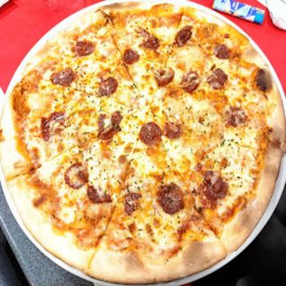 Pizza Pepperoni (Pequeña)
