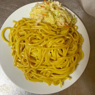Makaron chiński smażony