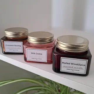 Lumânări parfumate diferite arome