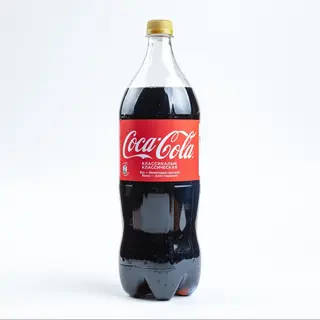 Coca-Cola (2л)