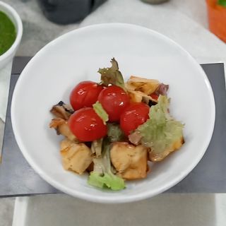 Теплый салат