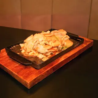 A109. Pollo con verdure alla piastra*
