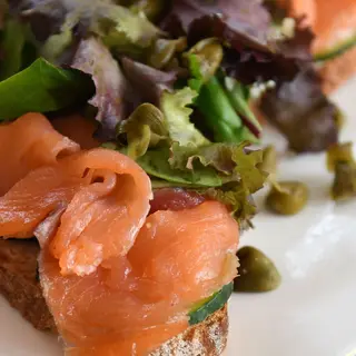 Tosta de Salmón