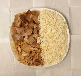 Plato de carne de ternera con arroz