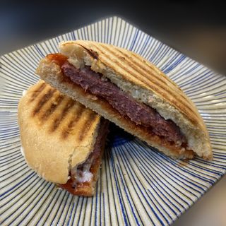 Hamburguesa De Cerdo Simple