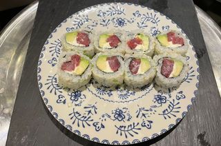 Uramaki Atún Dorado 8pzs.