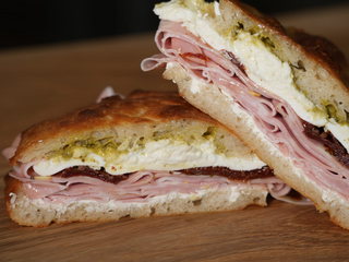 Luigi (cu mortadella)