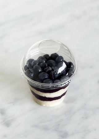 Budincă de Ovăz cu Afine și Lămâie