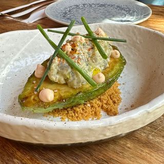 Aguacate Asado (1/2 Ración)