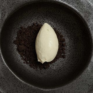HELADO DE SORBETE DE LIMON Y ALBAHACA