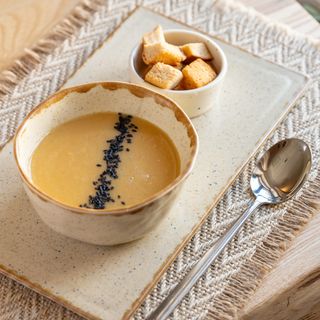 Сочевичний крем-суп