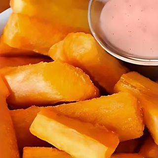 Fried Yucca // Yuca Frita