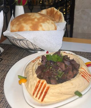 Cold Hummus With Hot Beef Fillet
