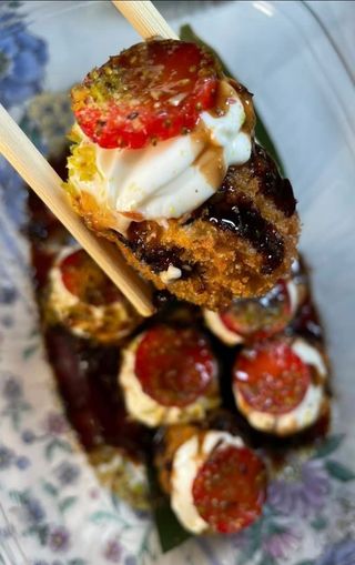 Hosomaki strawberry crunch