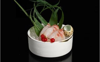 121. Sashimi suzuki 5 pezzi