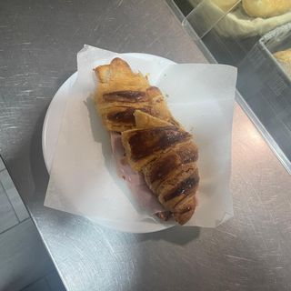 Panike Croissant misto com manteiga 
