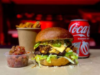 Menú Chilly Cheese Burger