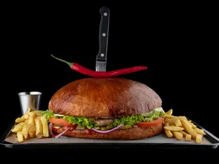 XXL Burger зі свининою (1400г)