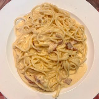 spaghetti carbonara