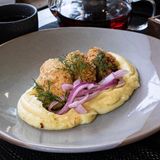 Pileće ćuftice sa pireom 350gr