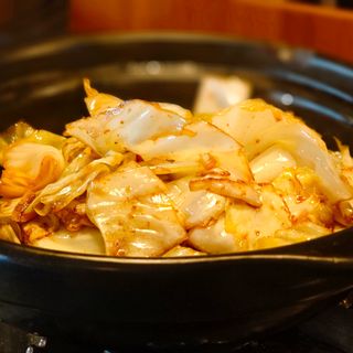 Cavoli piccanti in wok