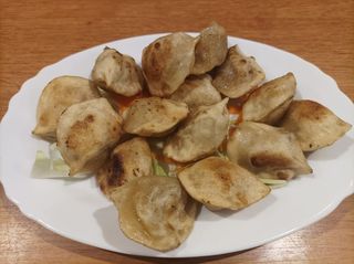 10. Пържени китайски пелмени (200гр)