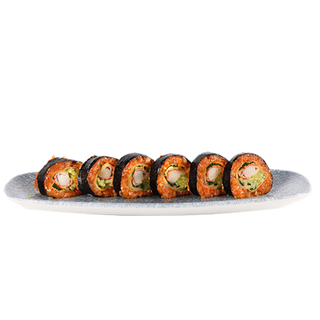 Futomaki sashimi z tatarem z łososia i surimi w tempurze