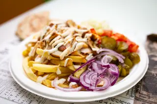 Shaorma cu falafel la farfurie 480 g