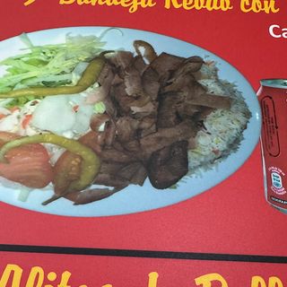Menú Plato Kebab Con Ensalada