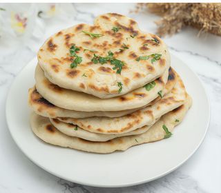 Pan con ajo y cilantro