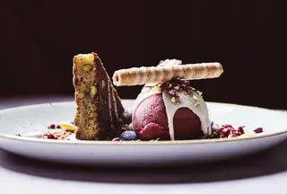BROWNIE DE CHOCOLATE BLANCO