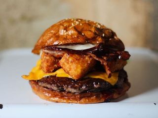 MOZZARELLA BURGER