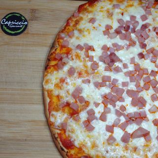 Pizza De Prosciutto (29 Cm.)